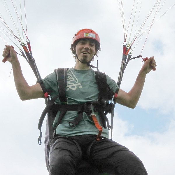 galerie Základní kurzy paraglidingu